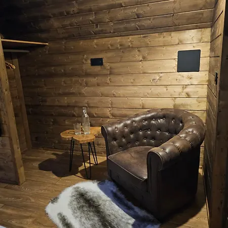 De Les Flors Lodge
