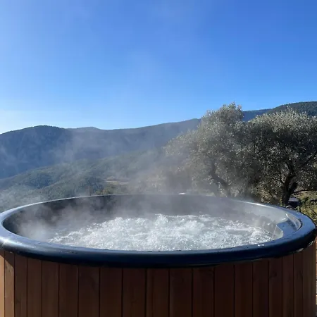 De Les Flors Деревянный коттедж Gramos